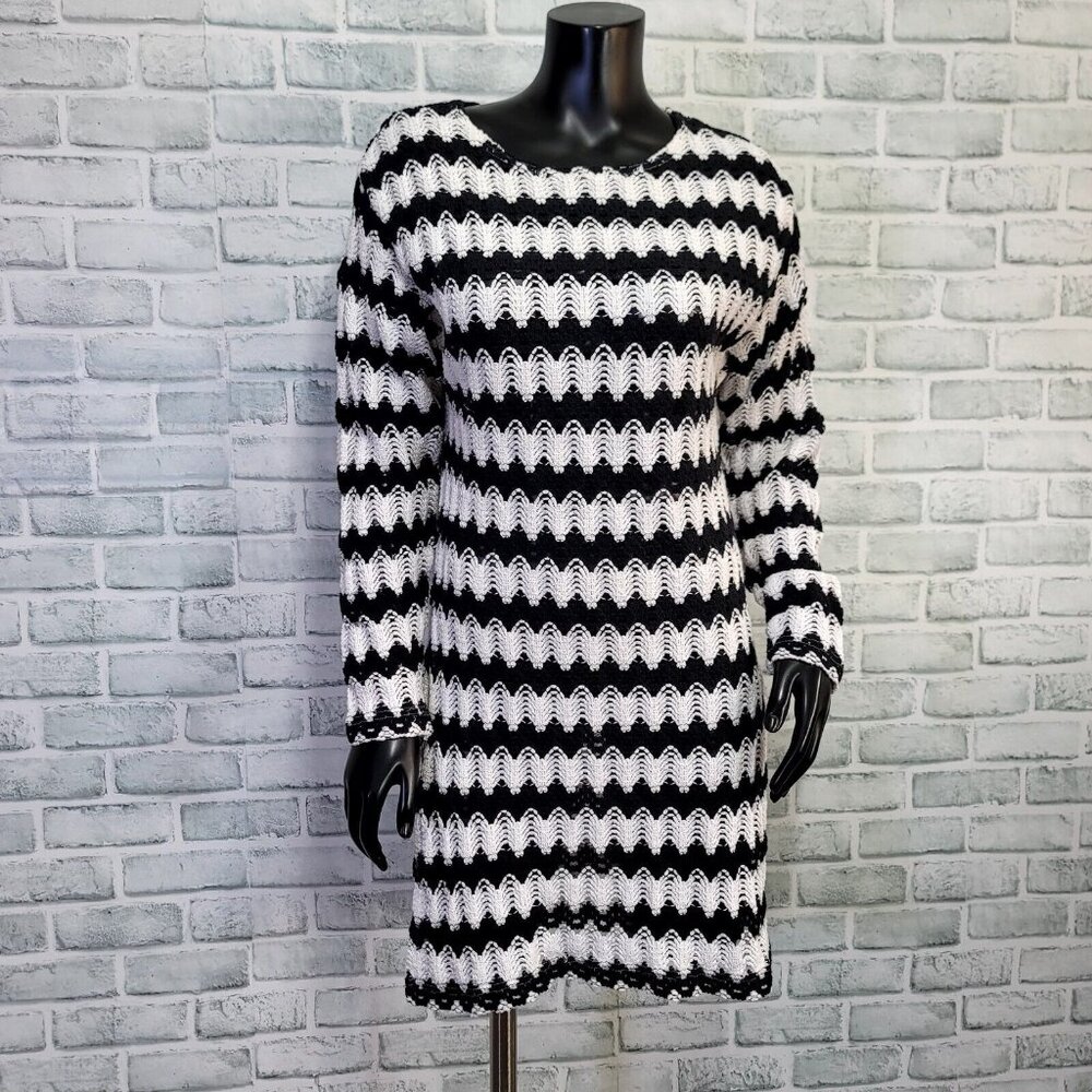 Vintage 90s Top Elements Black White Chevron Crochet L/S Tunic Top Side Slits